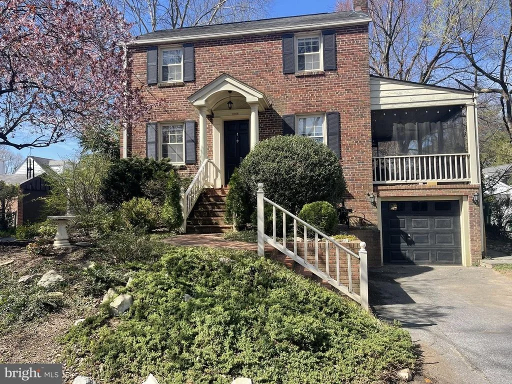 Photo of 8306 QUEEN ANNES DRIVE
