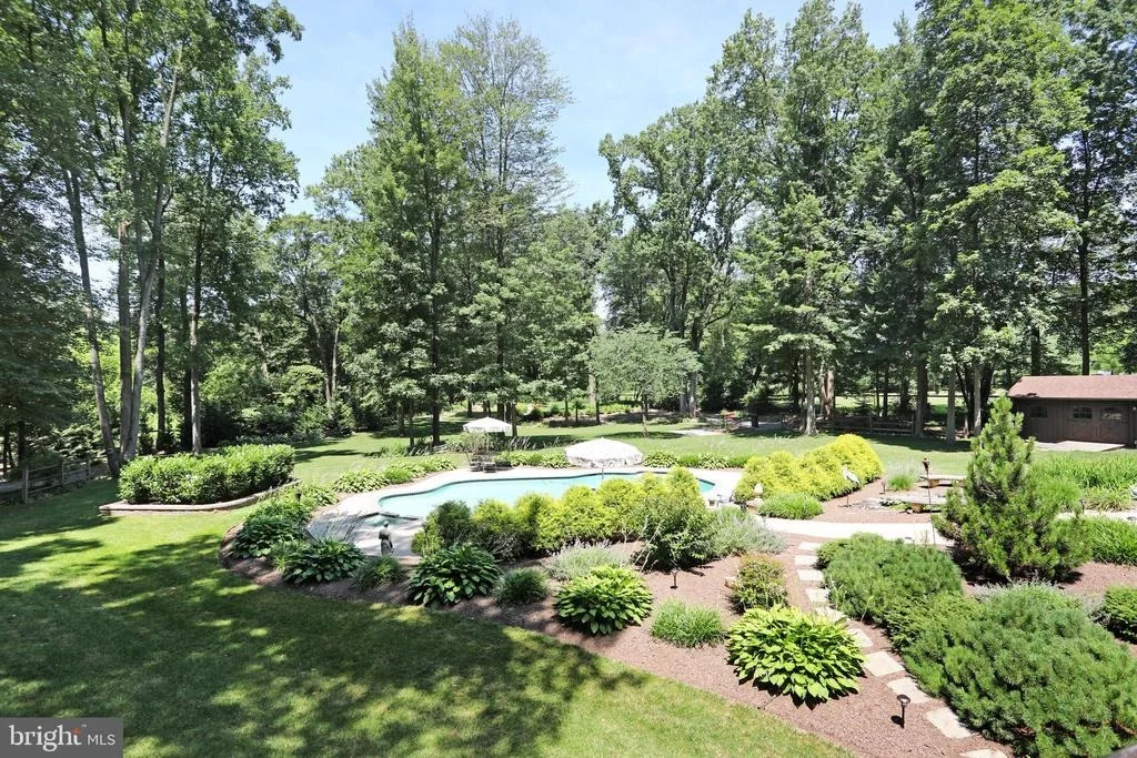 Photo of 24930 DUNNAVANT DRIVE