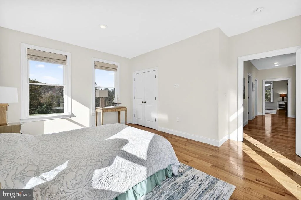 Photo of 4050 CARRINGTON