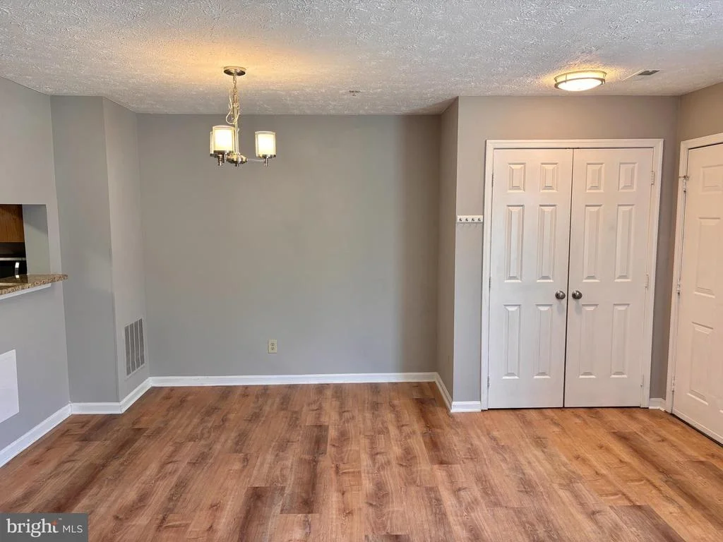 Photo of Unit 5 at 2159 BRISTOL DRIVE