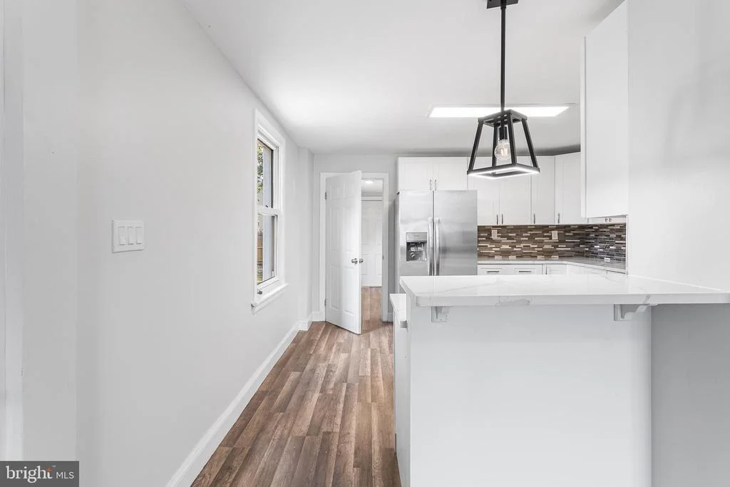 Photo of 623 W 3RD STREET W