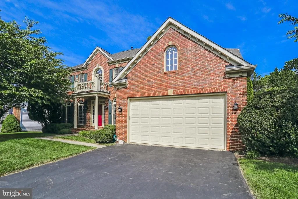 Photo of 4412 WINDING OAK DRIVE