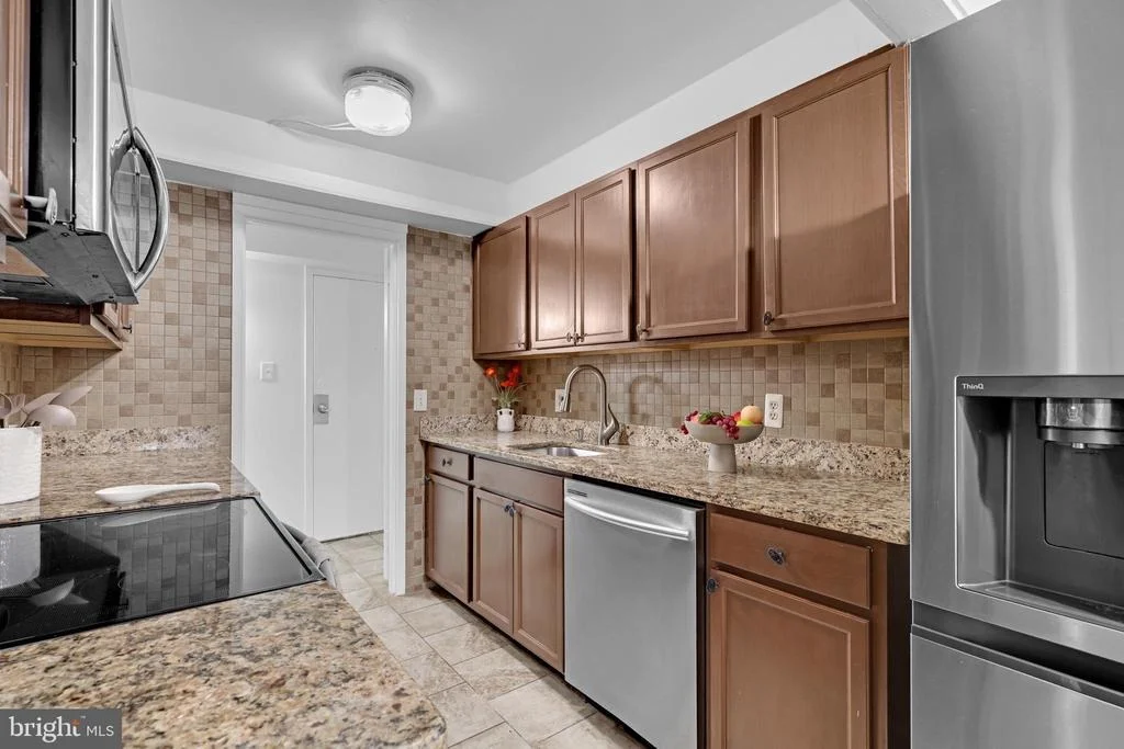Photo of Unit 832B at 11637 STONEVIEW SQUARE