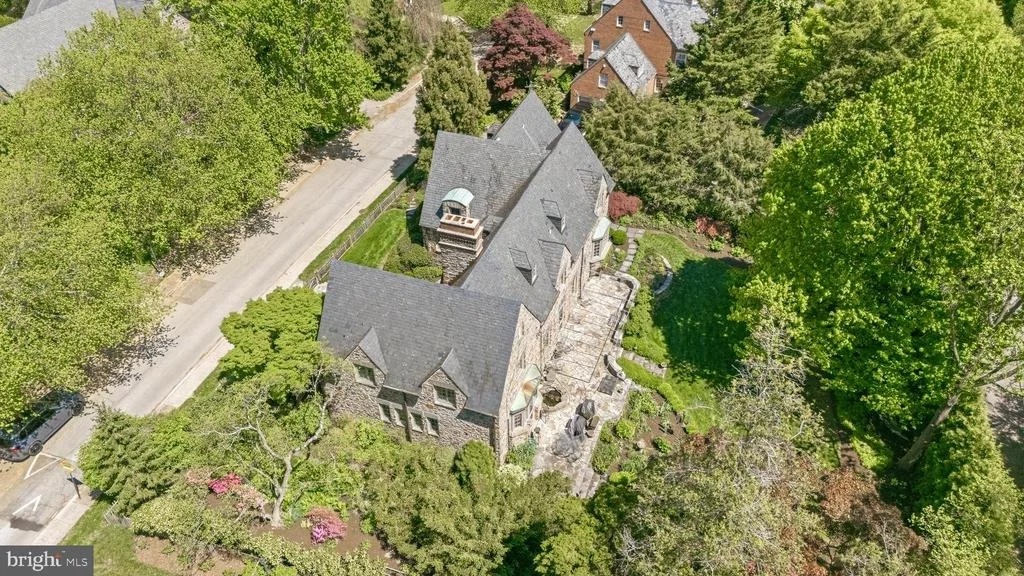 Photo of 119 TAPLOW ROAD