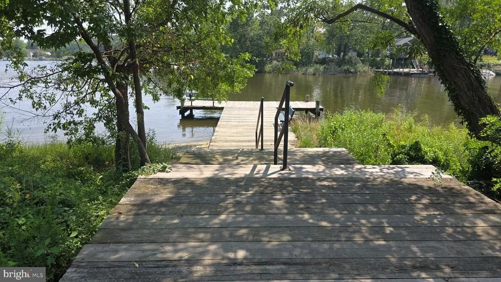 Photo of 1729 SHORE DRIVE