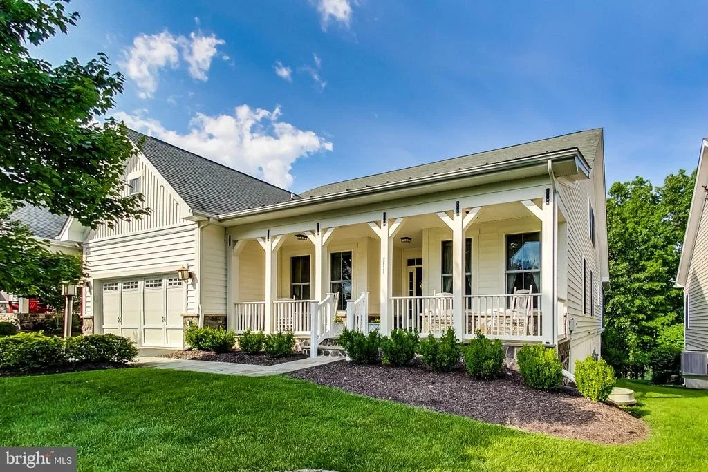 Photo of 311 GREBE DRIVE