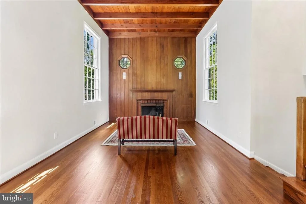 Photo of 12811 LACY DRIVE