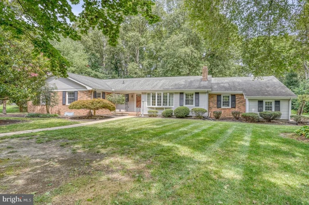 Photo of 5 WINGED FOOT ROAD