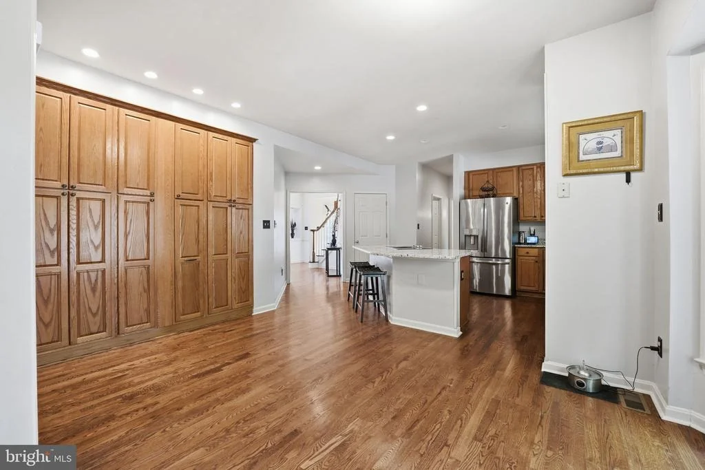 Photo of 7864 MEADOWGATE DRIVE