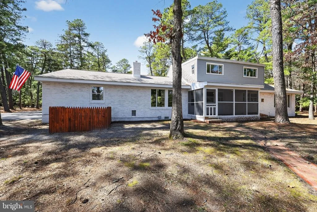 Photo of 113 W CENTENNIAL DRIVE