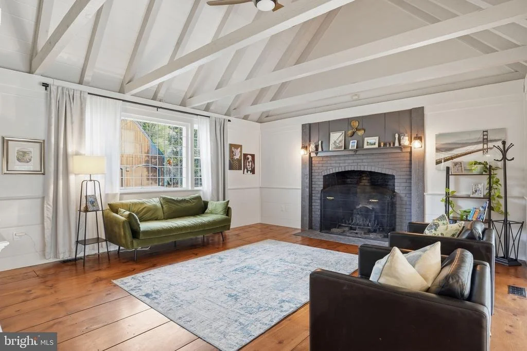 Photo of 342 BROADVIEW LANE