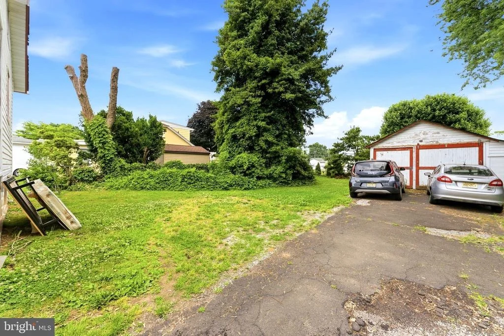 Photo of 918 COLUMBUS ROAD