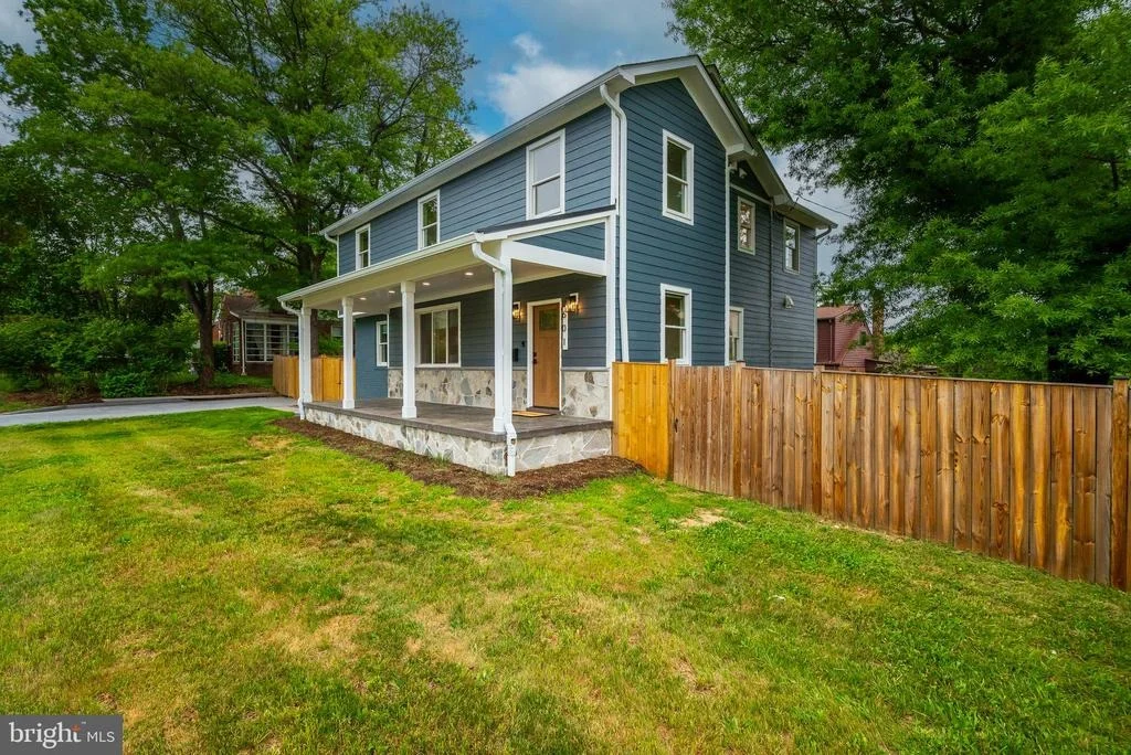 Photo of 601 RAY DRIVE