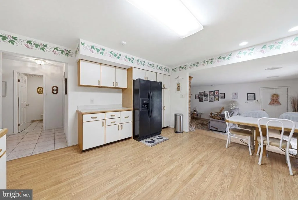 Photo of 1 MOSS VIEW LANE
