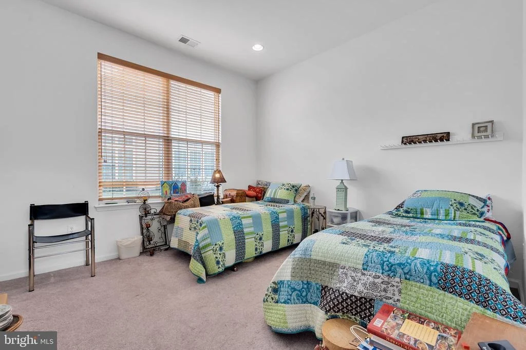 Photo of 121 GOLF VIEW DRIVE