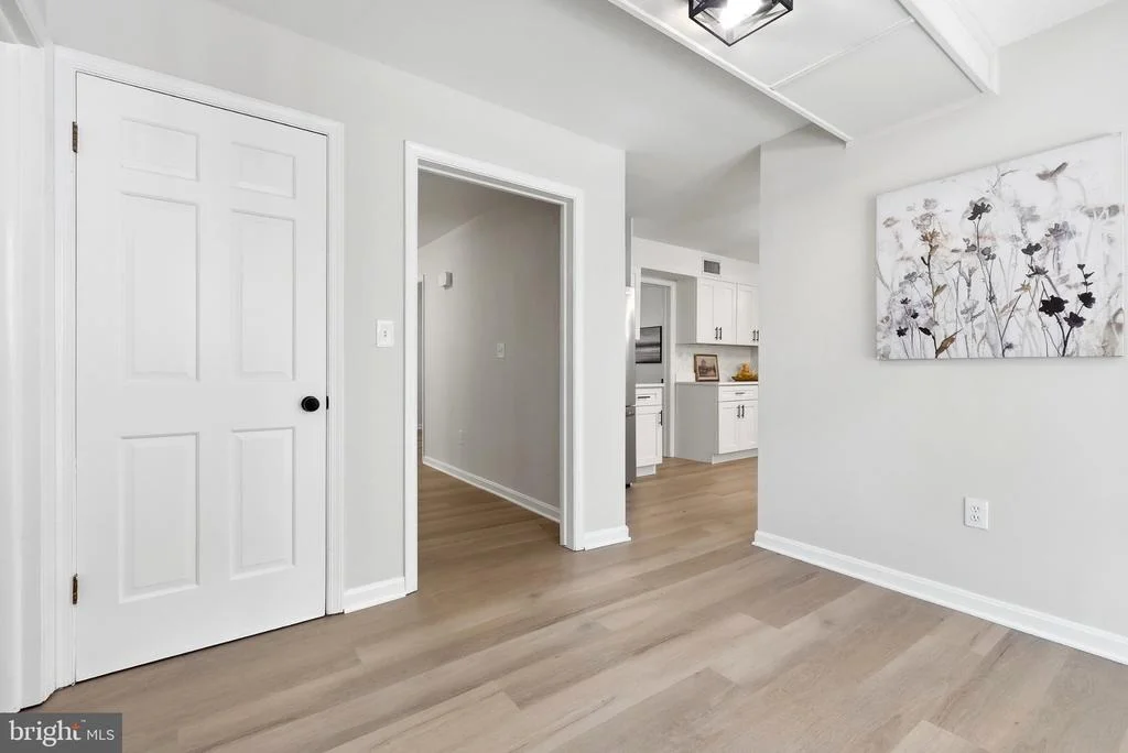 Photo of 28405 HONEYSUCKLE DRIVE