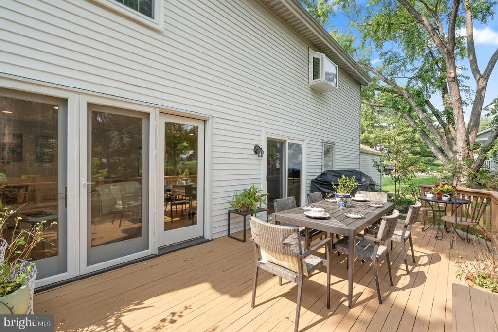 Photo of 17301 LAFAYETTE DRIVE