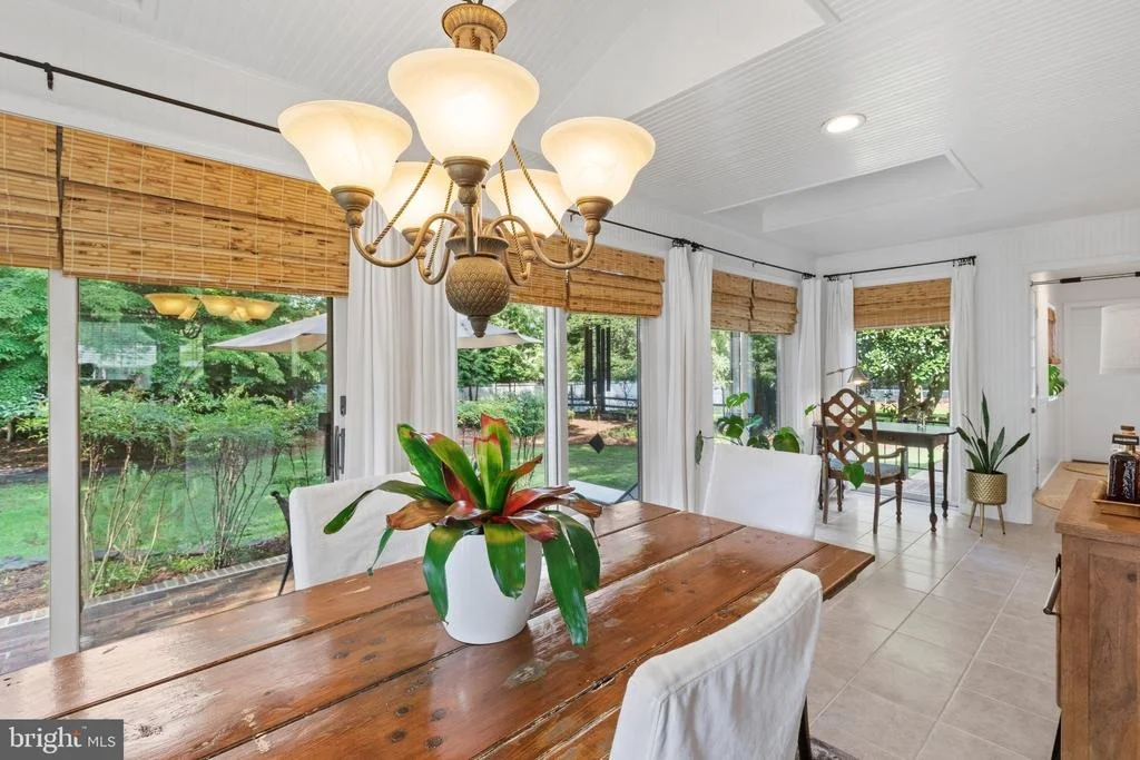 Photo of 602 CRESTVIEW LANE