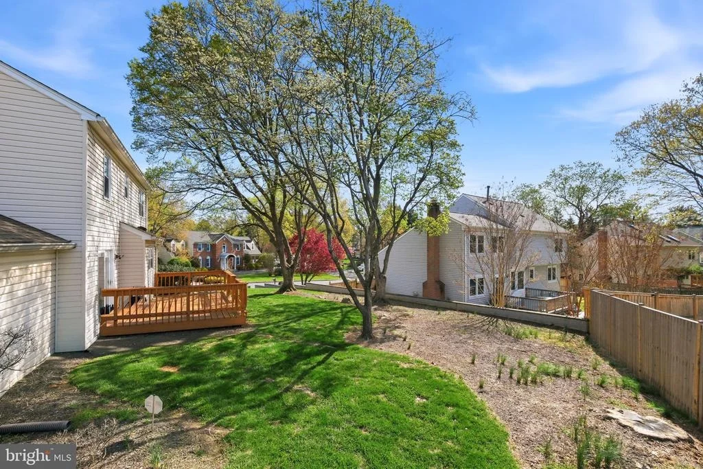 Photo of 11300 FREAS DRIVE