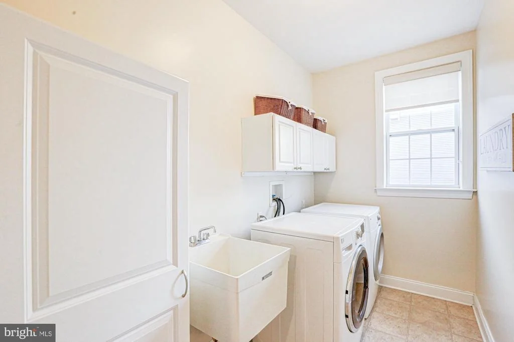 Photo of 1413 OLMSTED DRIVE