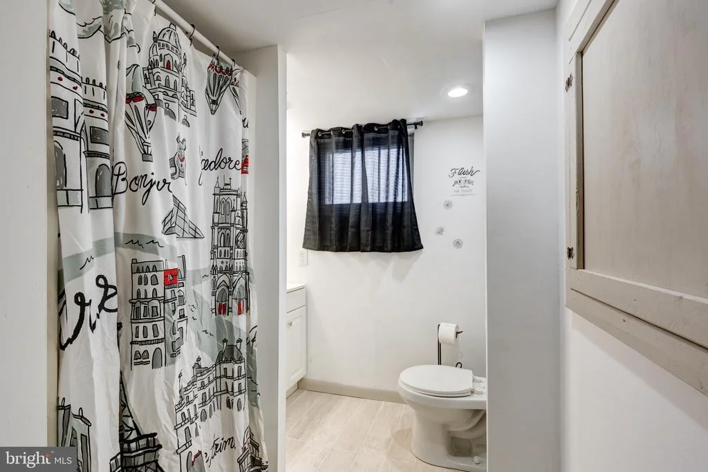 Photo of 33 MILTON AVENUE