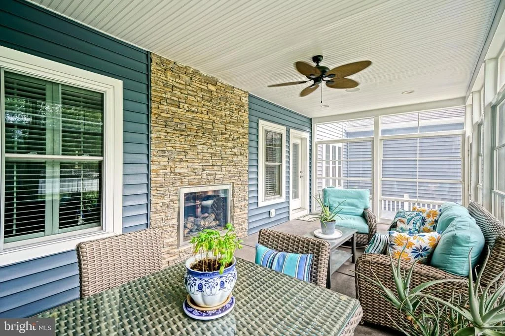 Photo of 35494 RED TAIL ROAD