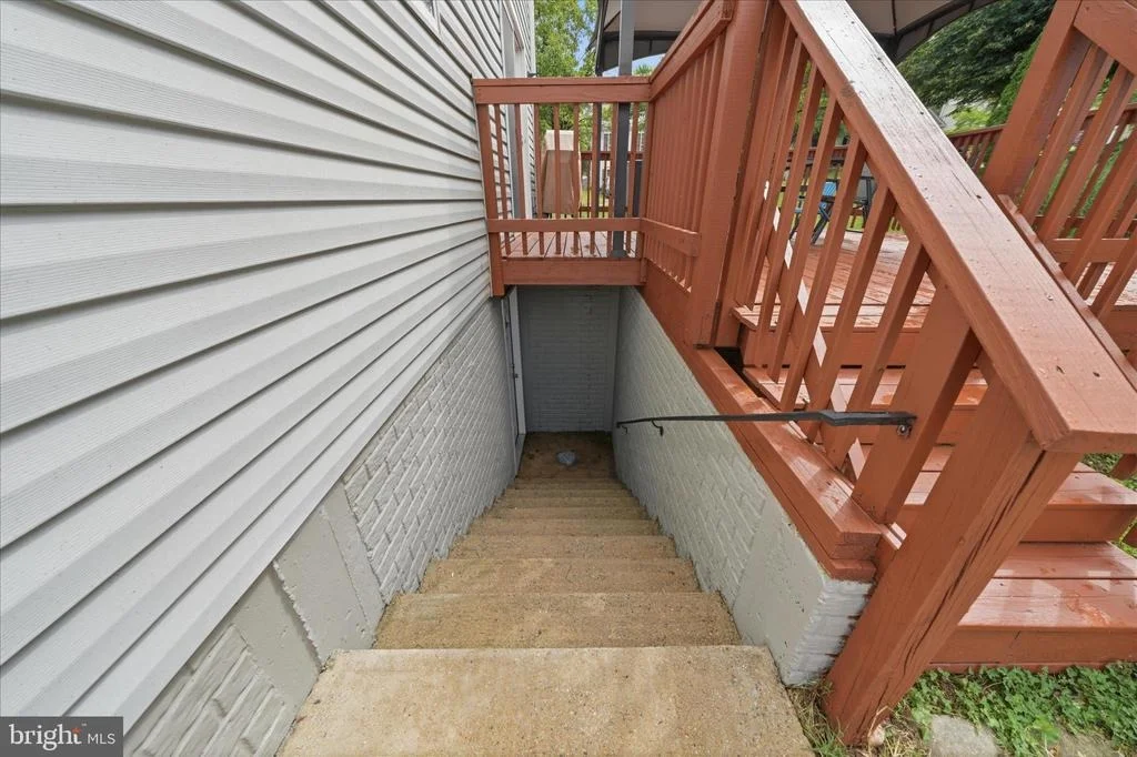 Photo of 7927 CITADEL DRIVE