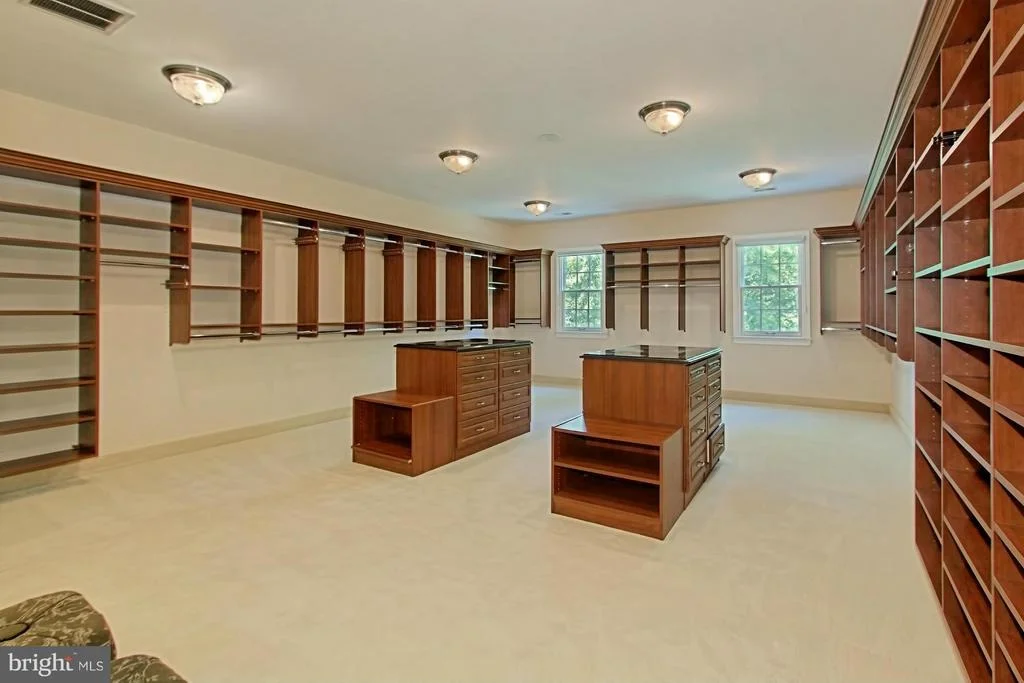 Photo of 421 SENECA ROAD