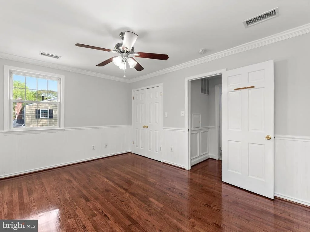 Photo of 3713 QUEEN MARY DRIVE