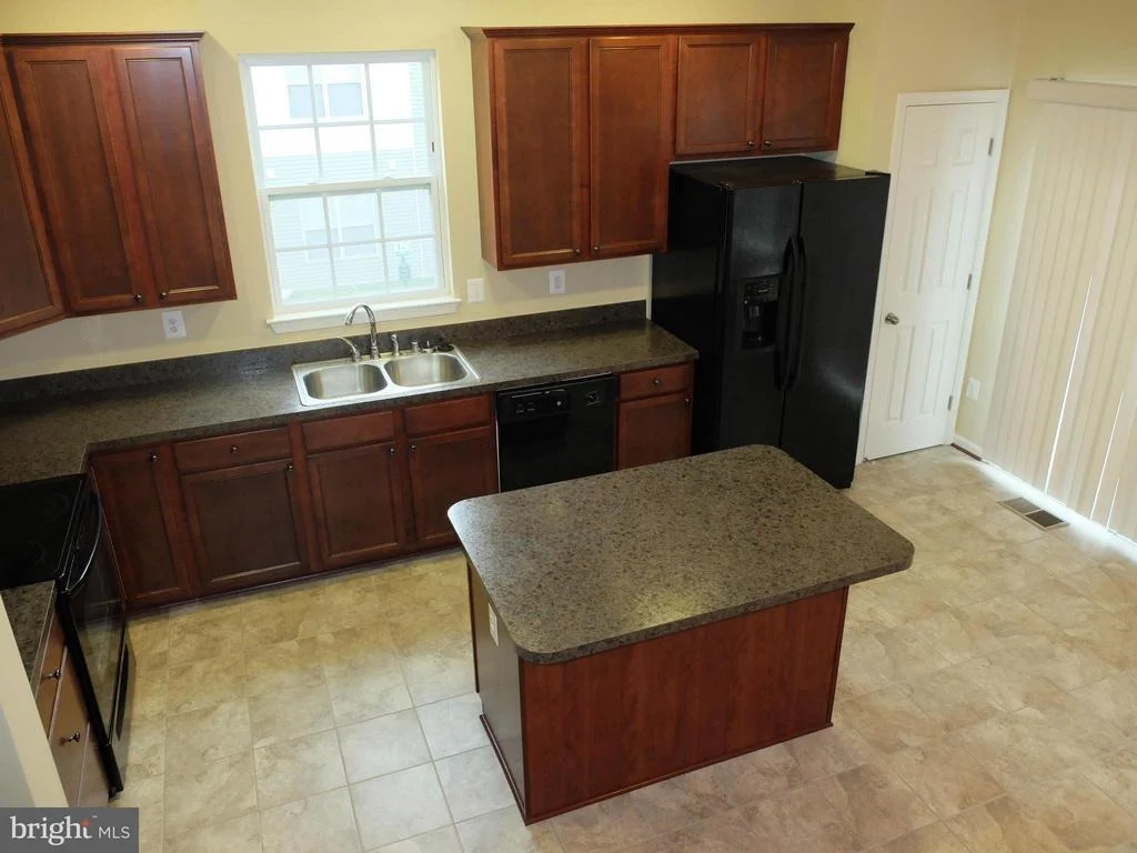 Photo of 8010 WRIGHT PLACE