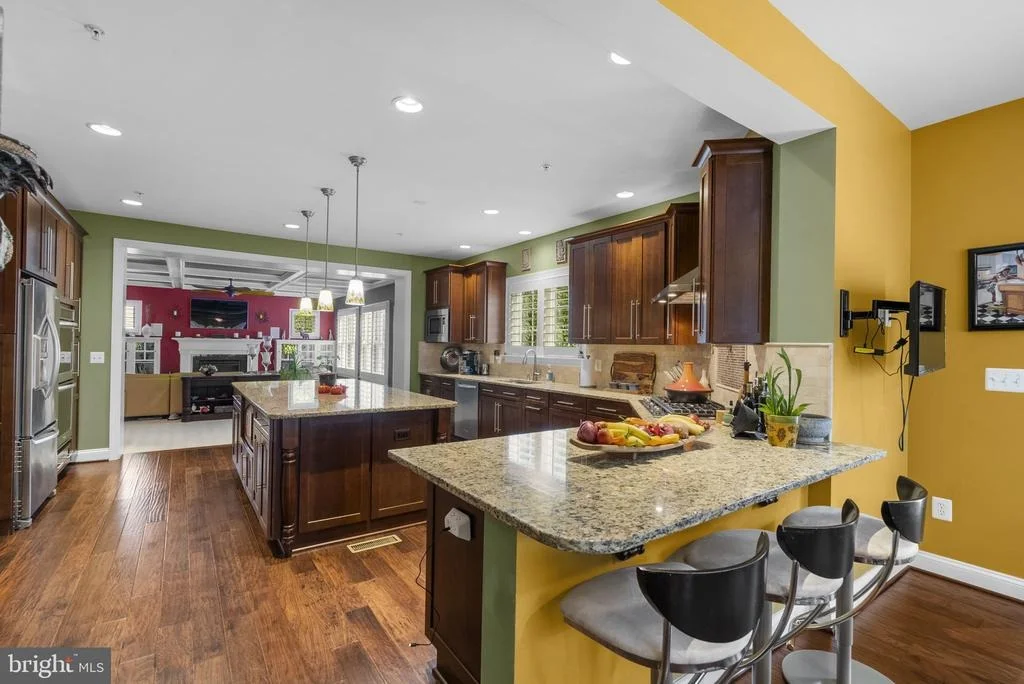 Photo of 7239 WINDSOR LANE