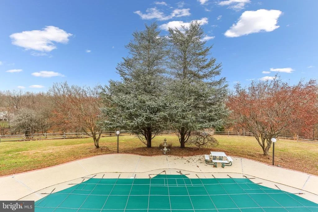 Photo of 9409 THORNEDIKE DRIVE