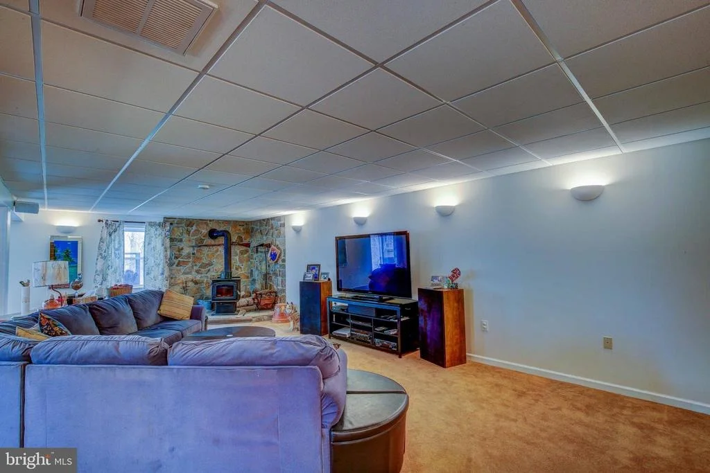 Photo of 4511 KINGS ROAD