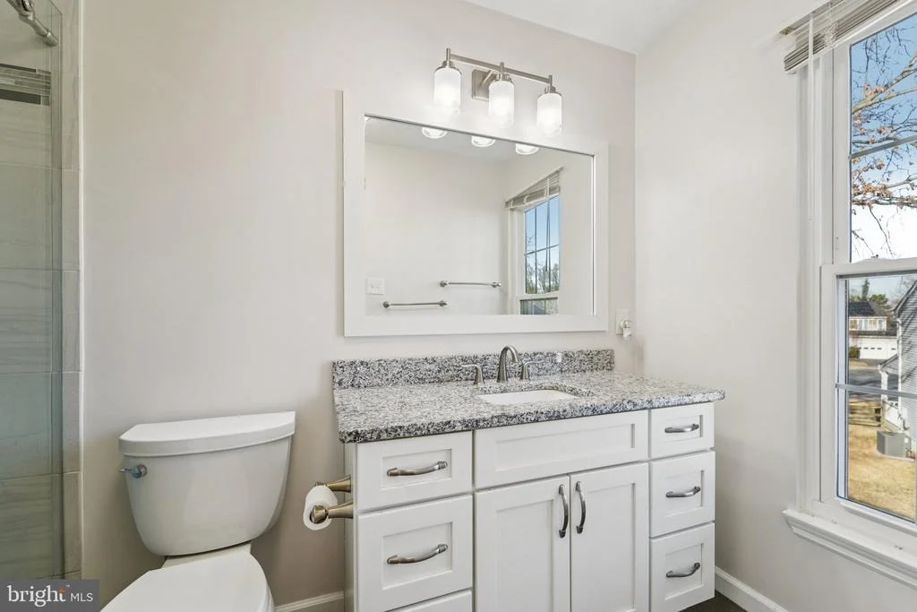 Photo of 216 BOOKHAM LANE