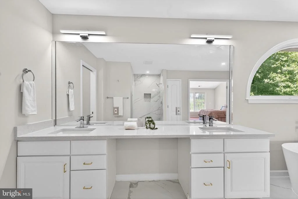 Photo of 9312 FOX RUN DRIVE