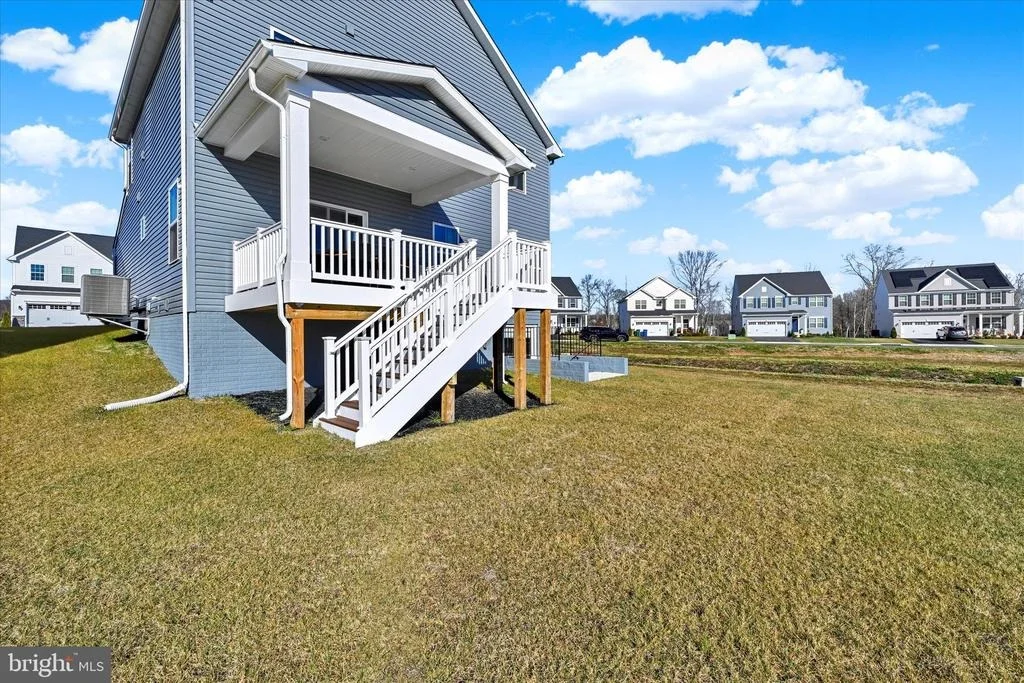 Photo of 839 LENI WAY