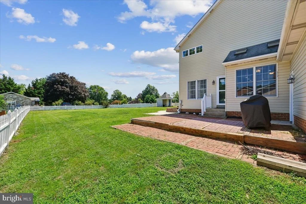 Photo of 8009 STONE RIDGE DRIVE