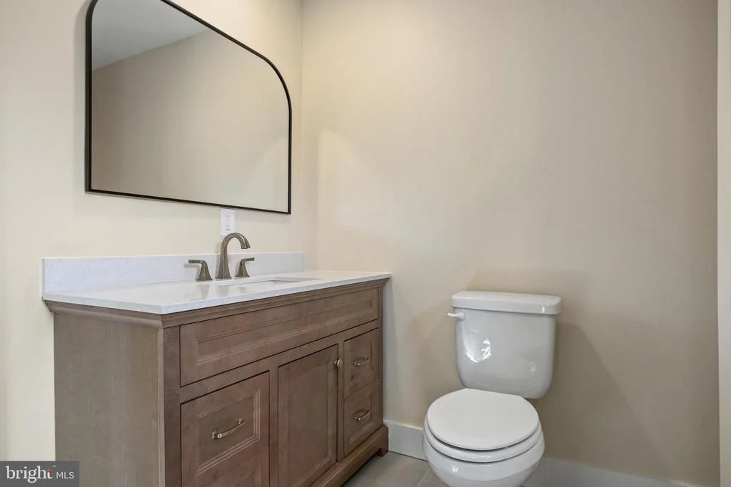 Photo of 16 MOORE AVENUE