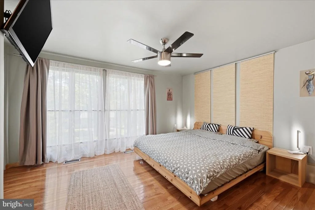Photo of 10929 HOWLAND DRIVE