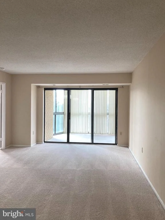 Photo of Unit 3608 at 15115 INTERLACHEN DRIVE