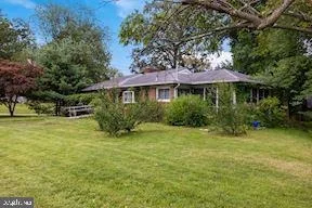 Photo of 321 SOUTHWEST DRIVE