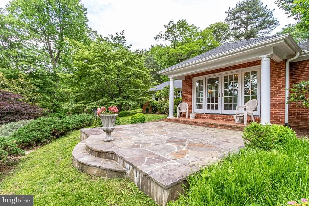 Photo of 1343 SCOTTS RUN ROAD