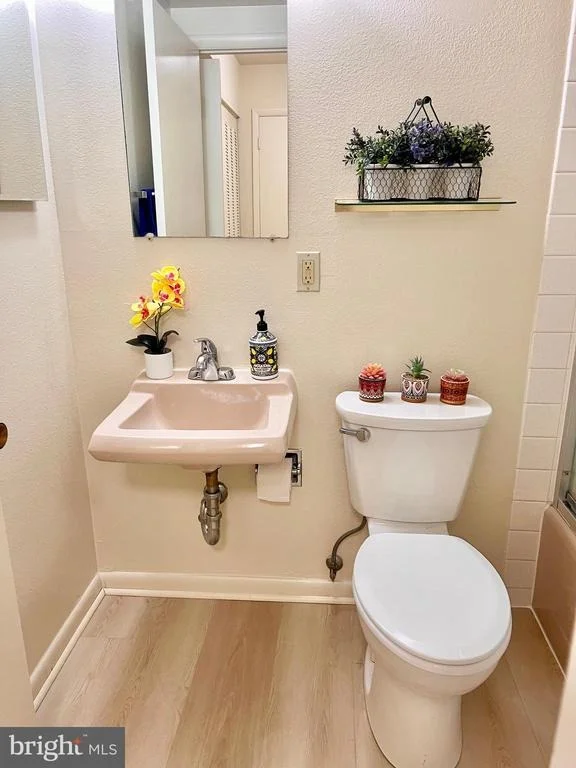Photo of Unit 81C at 3630 GLENEAGLES DRIVE