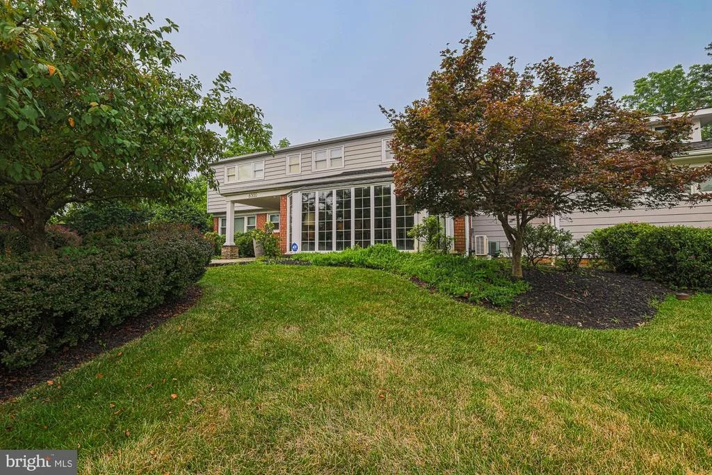 Photo of 6300 SHELRICK DRIVE