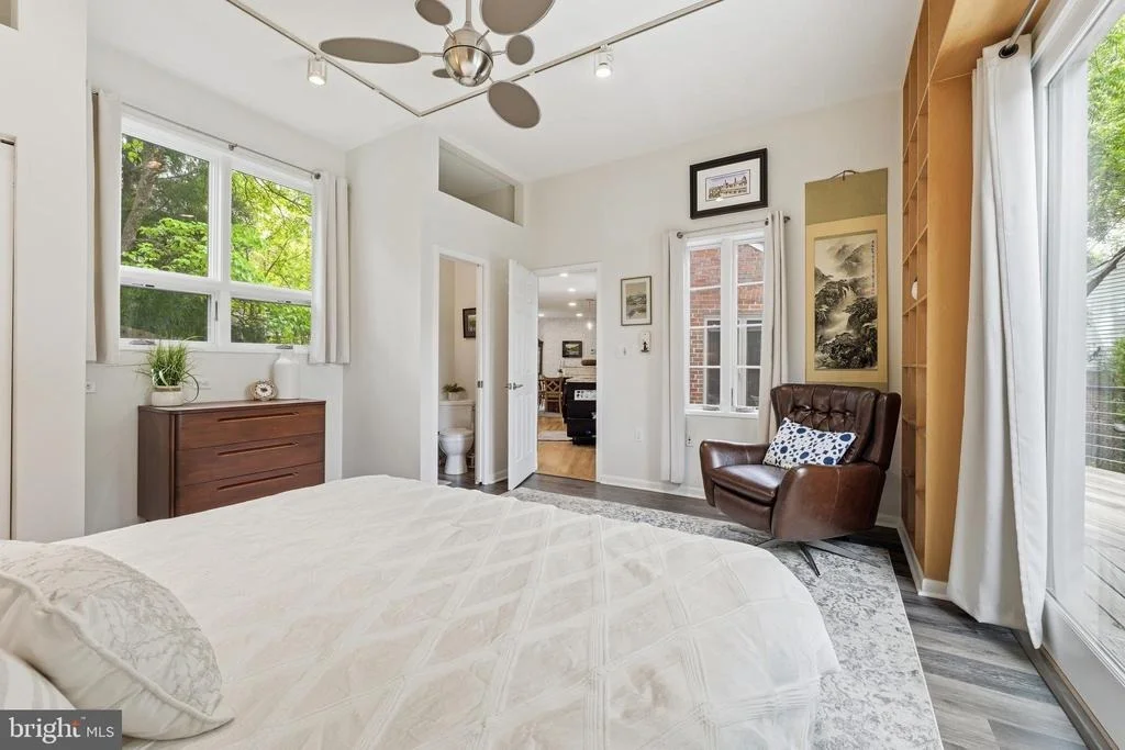 Photo of 9109 BRADFORD ROAD