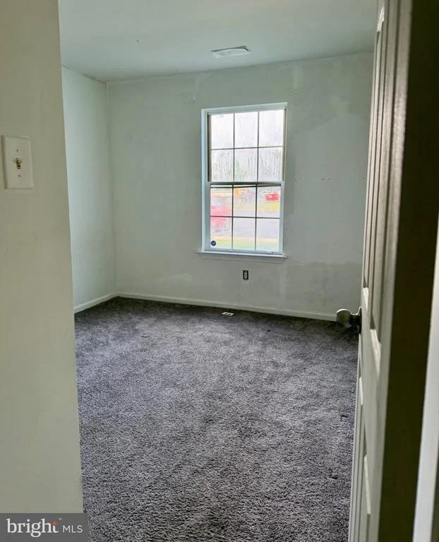 Photo of 547 CASCADE COURT