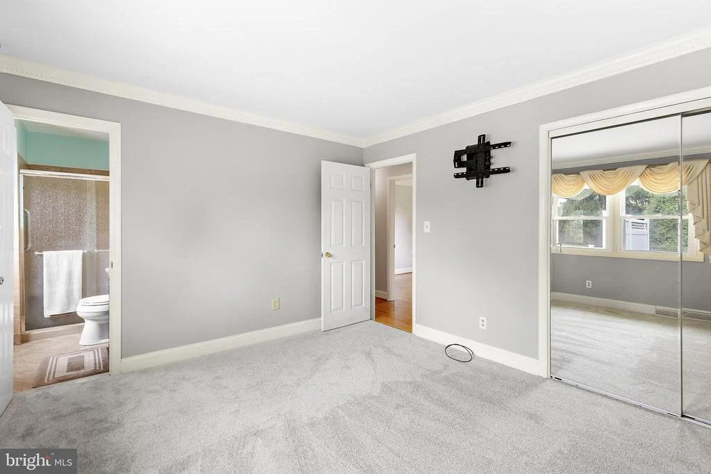 Photo of 1404 RYAN ROAD
