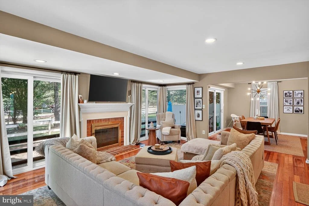 Photo of 210 FAIRGROVE CIRCLE