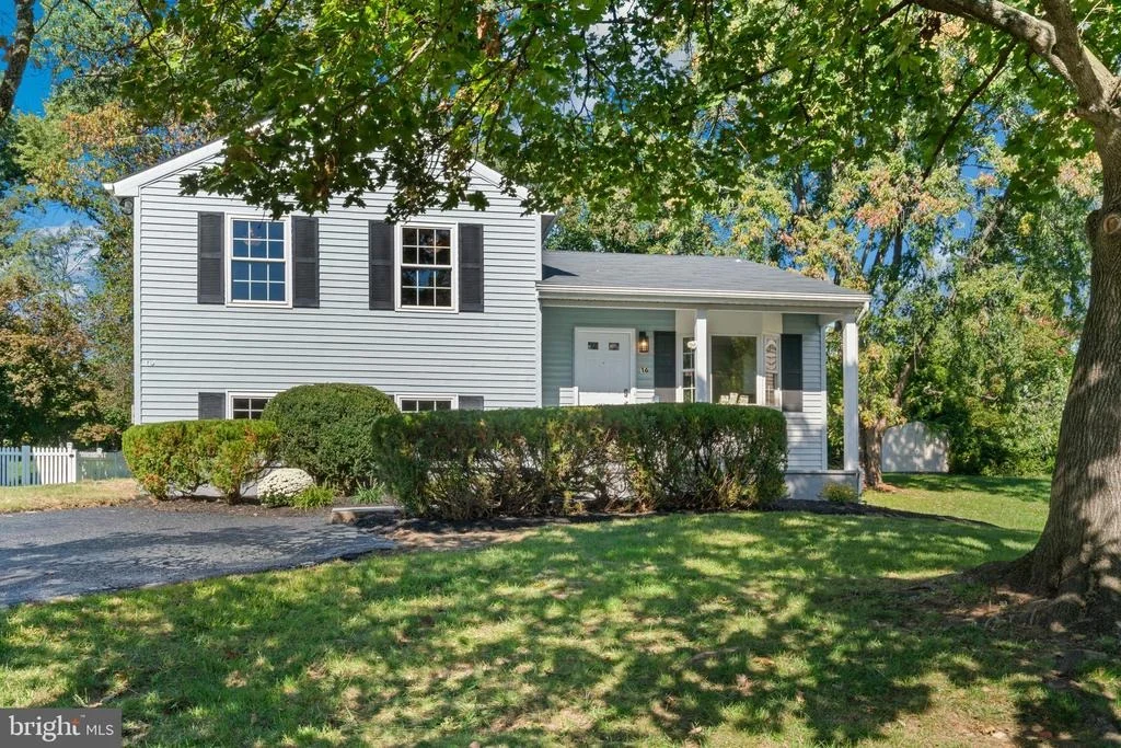 Photo of 16 TURK GARTH