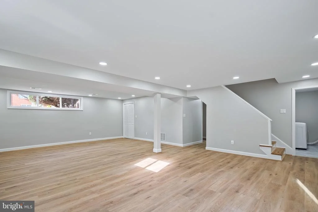 Photo of 823 MALIBU DRIVE